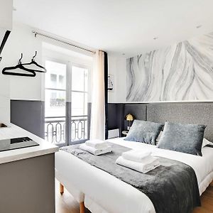 Studio met een King Size Bed